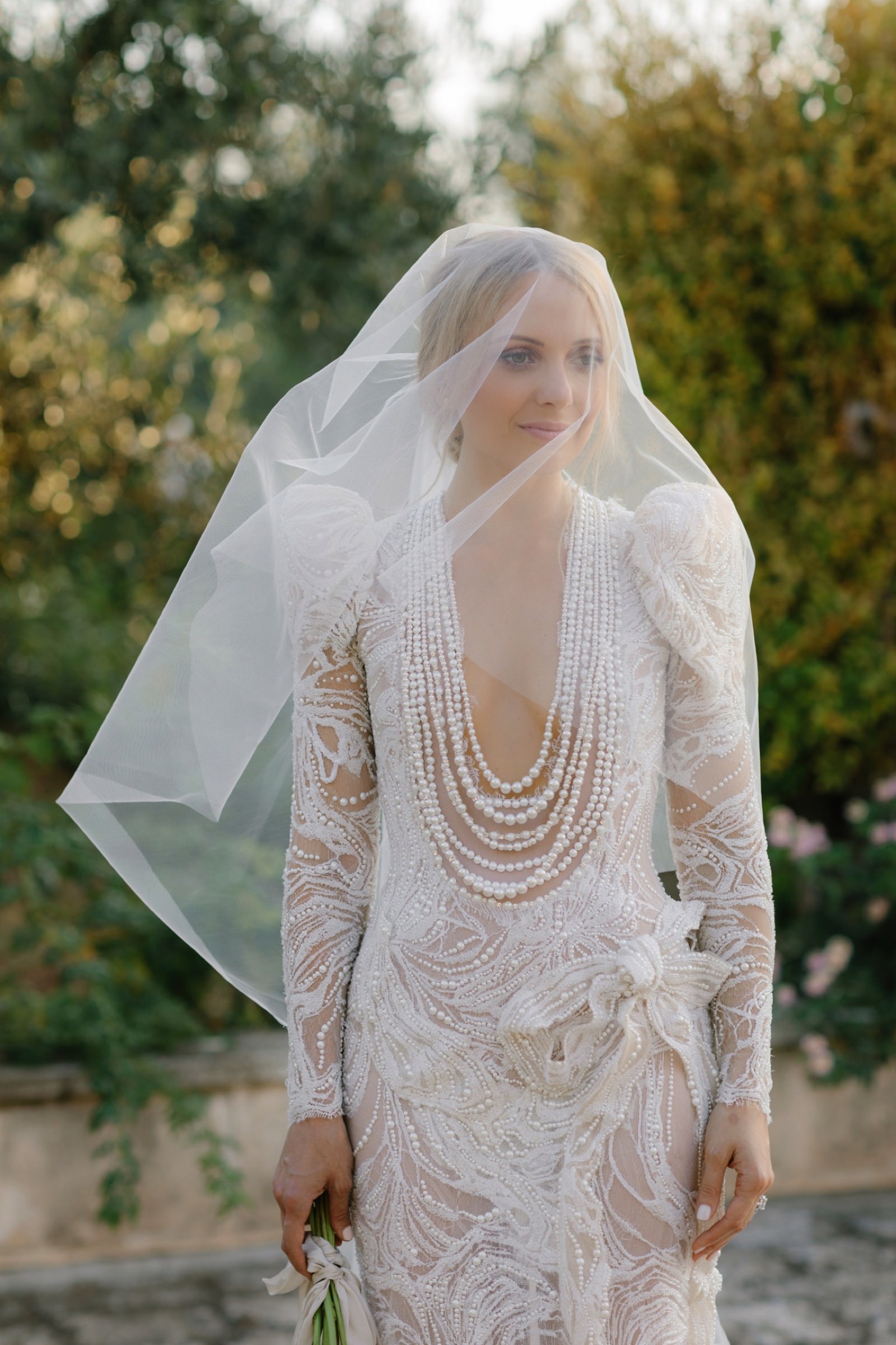 veil jaton couture bride 
