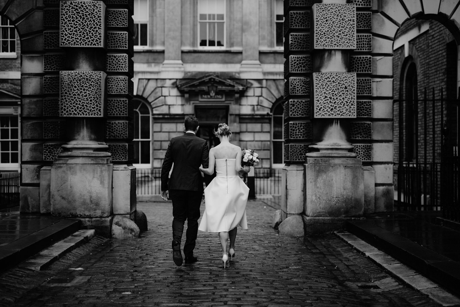 An intimate and elegant city winter wedding in London