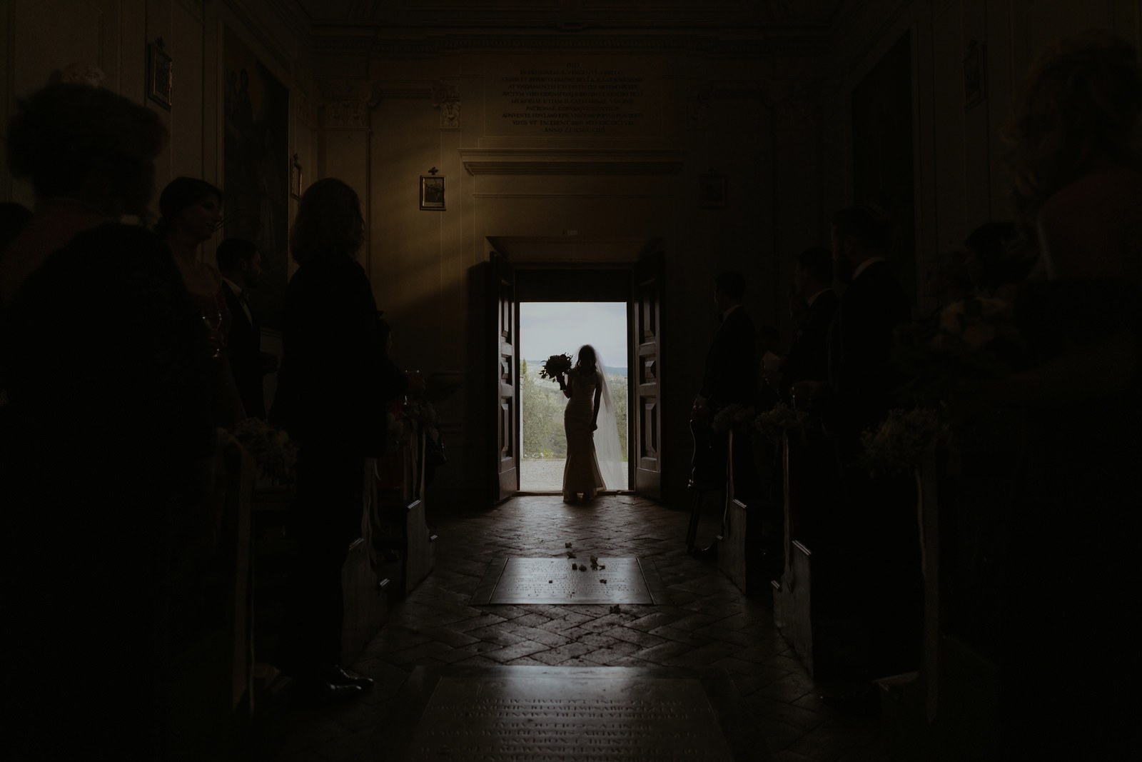 ceremony wedding in tuscany