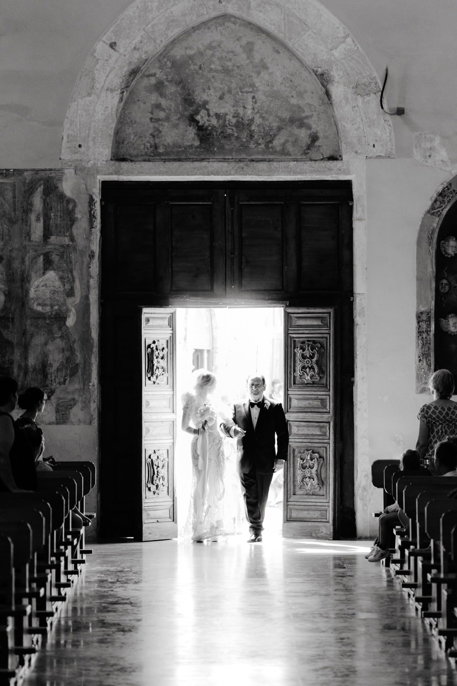 bride entrance at ostuni cathedral 